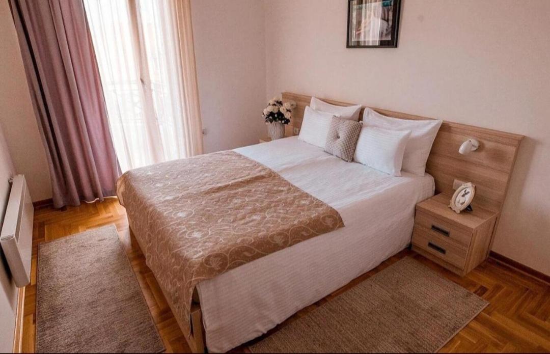 Ivana Apartment *